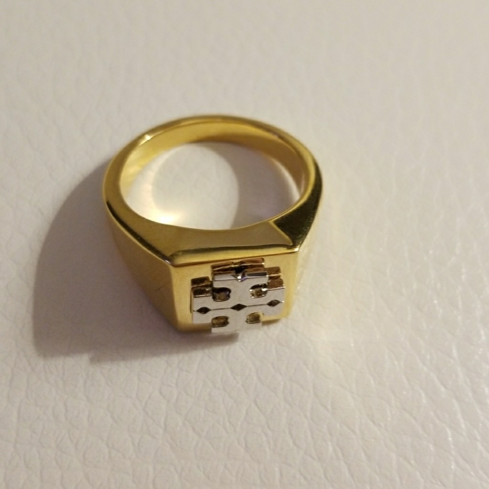 Tory Burch logo ring - Picture 2 of 4